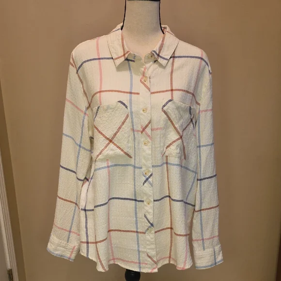 Grace and Lace - Favorite Button Up Top - Multi Windowpane - Picture 5 of 7
